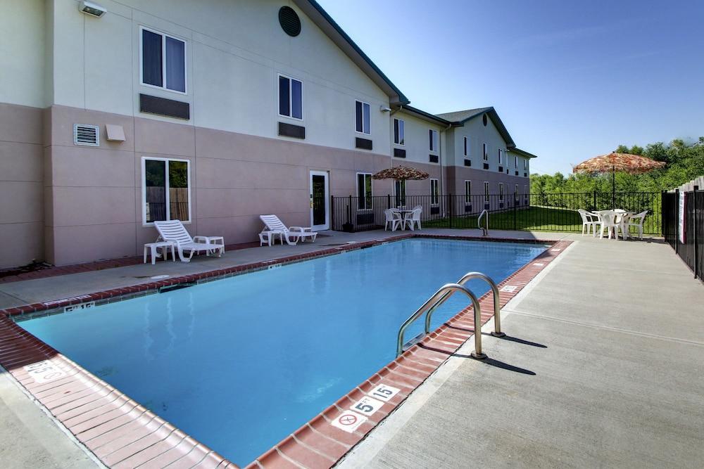 Quality Inn Junction City Near Fort Riley Luaran gambar