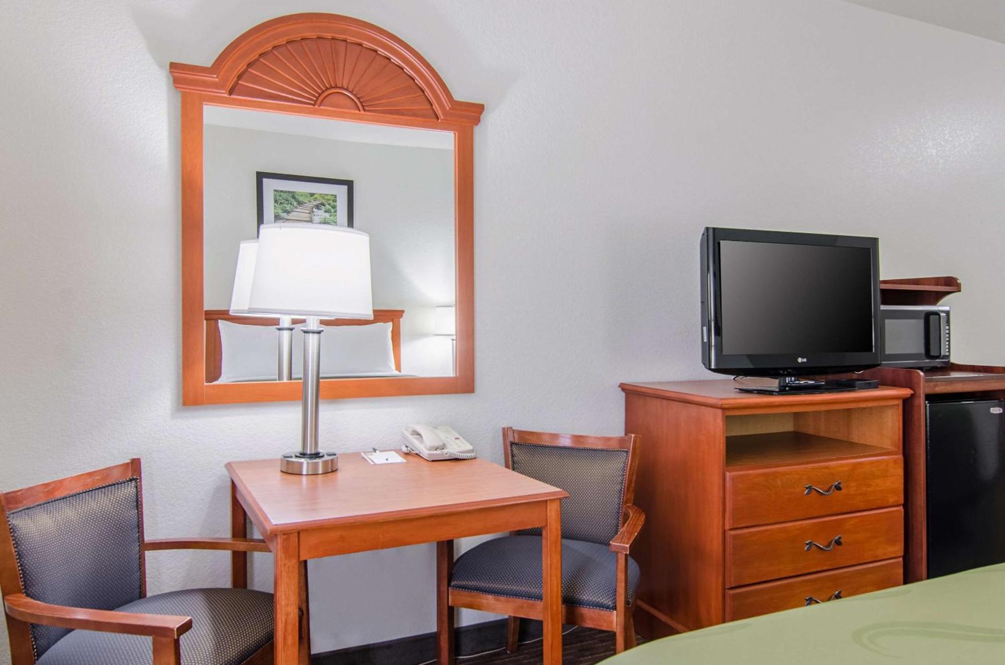 Quality Inn Junction City Near Fort Riley Luaran gambar